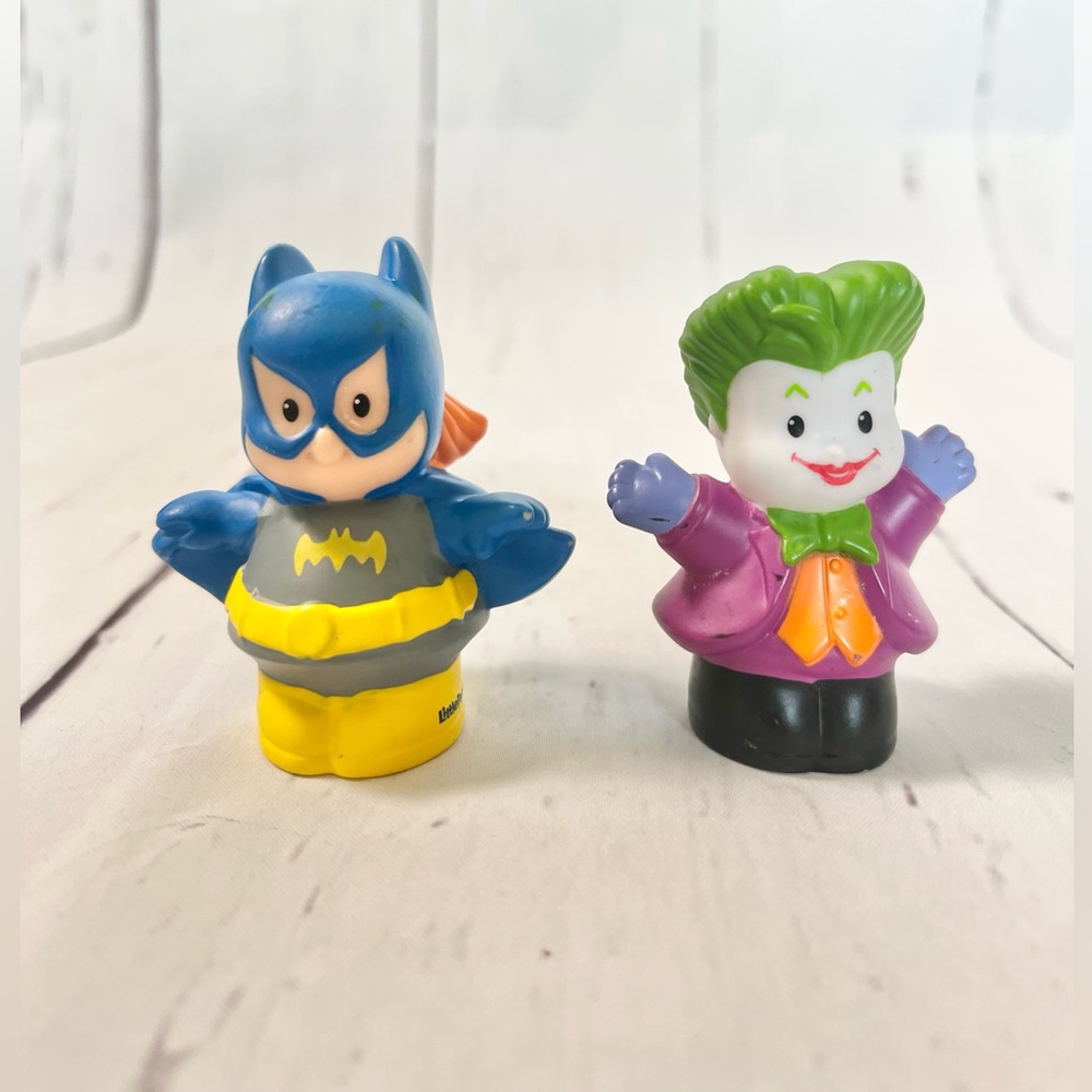Fisher-Price Little People DC Super Friends Batgirl and Joker Figures Set Lot
